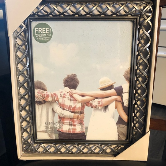 Picture frames - Picture 1 of 1